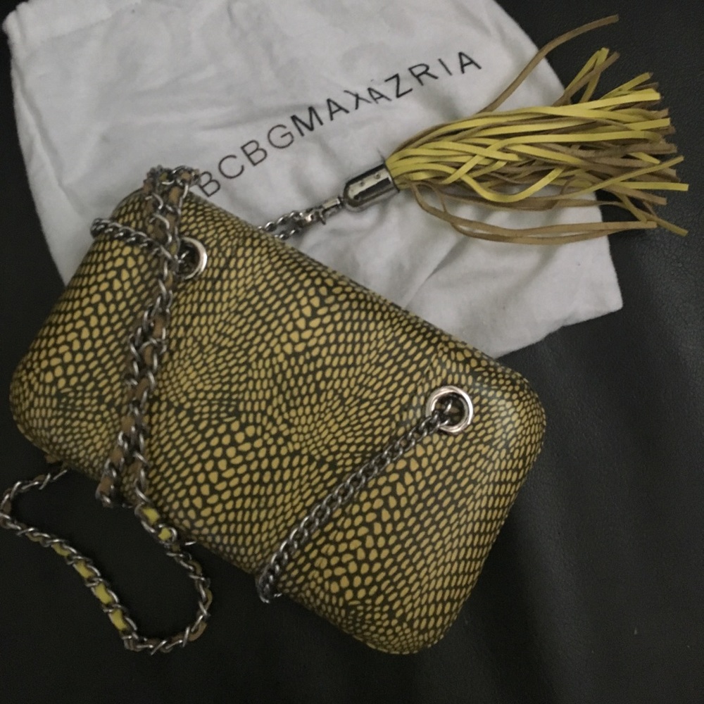 NWOT BCBG clutch, excellent condition, 8”x5”x1.5”